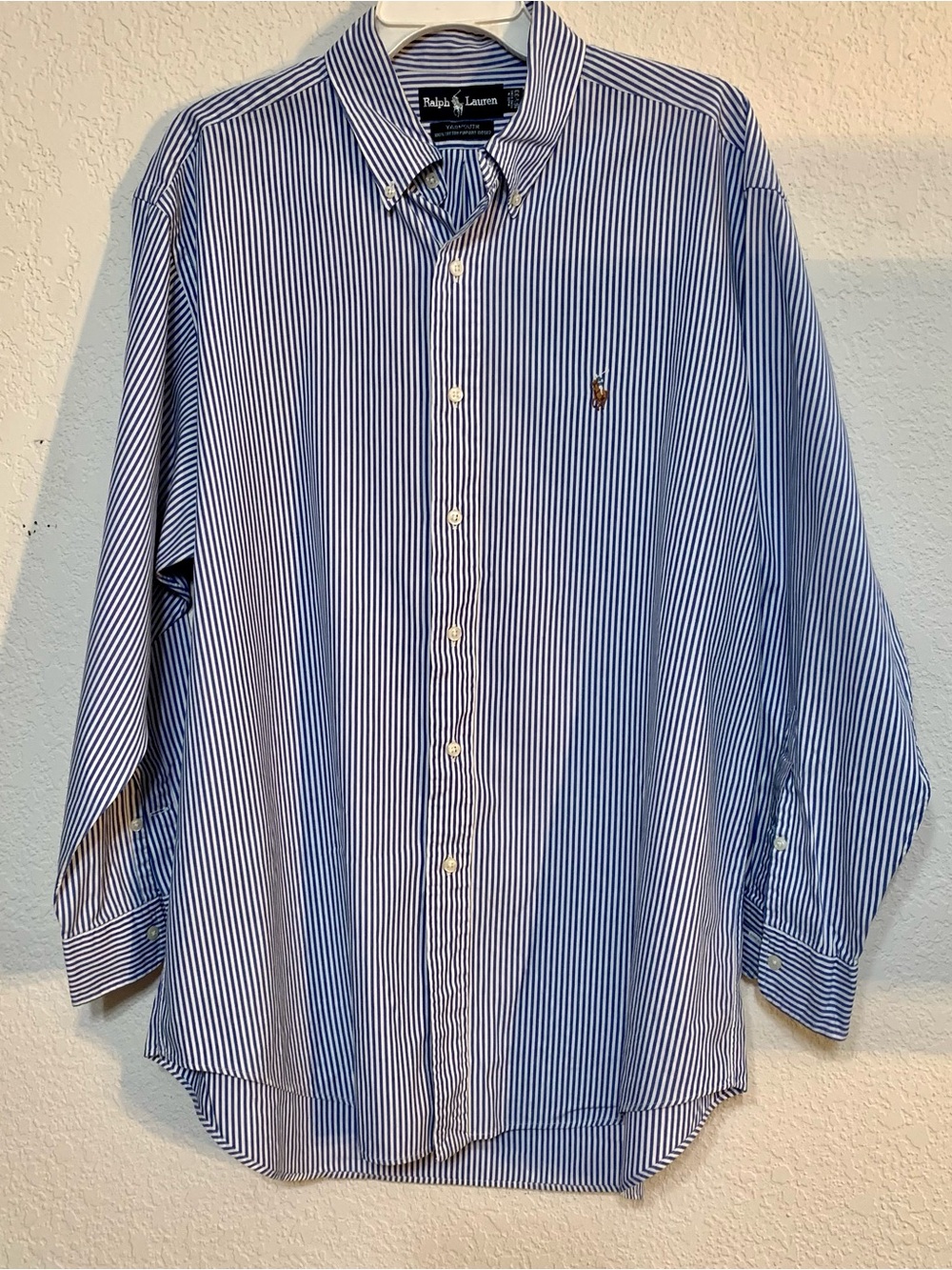 Ralph Lauren Navy and White Striped Button-Down Shirt Classic size Large